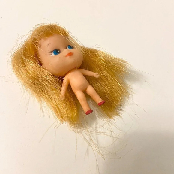 Vintage Liddle Kiddle Laffy Lemon Doll and Unmarked Miniature 2 Inch Doll - Picture 11 of 16